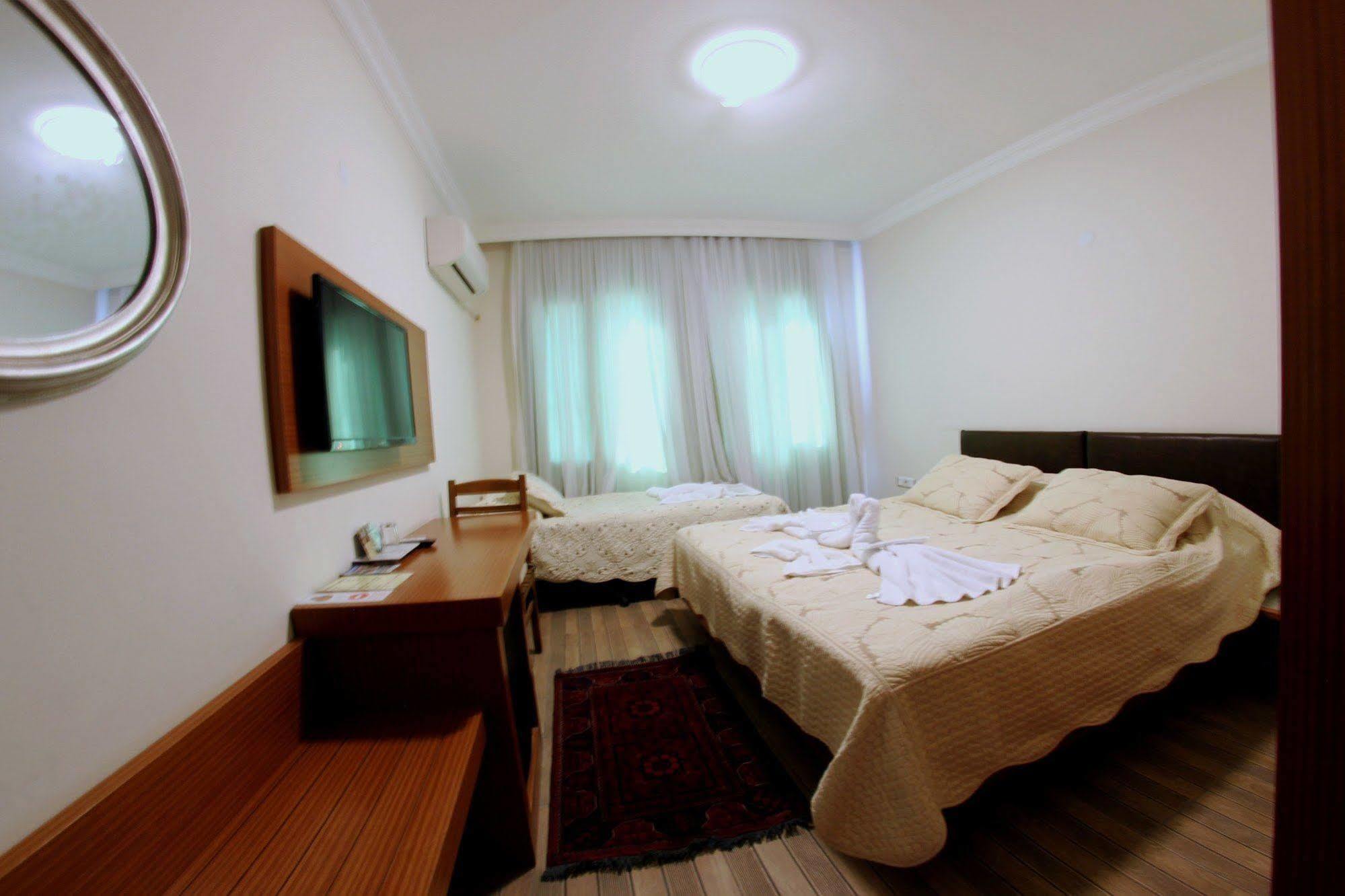 Selena Hotel Selçuk Bagian luar foto