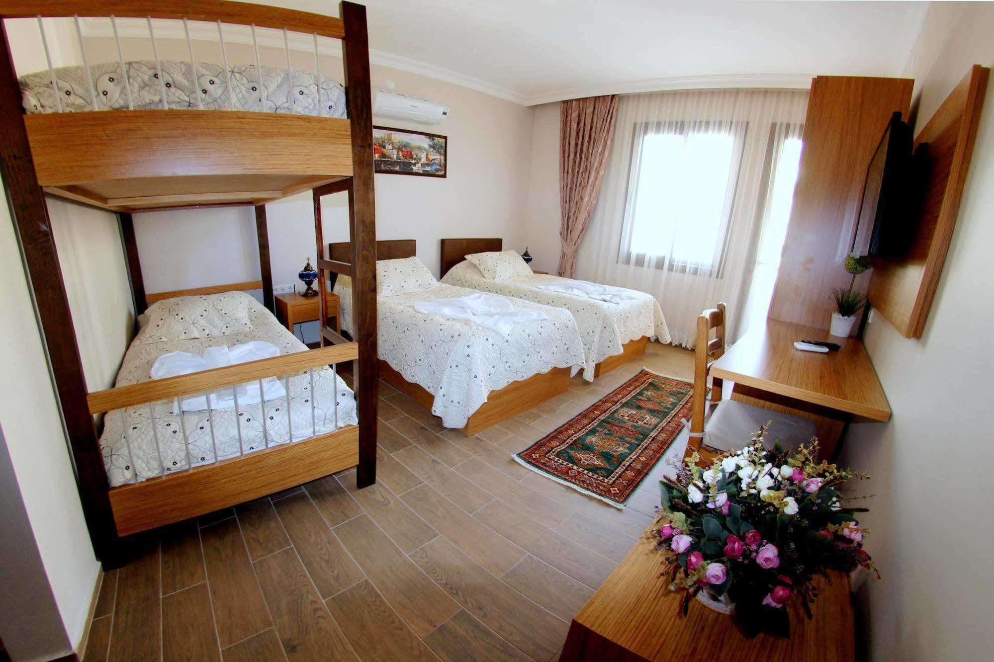 Selena Hotel Selçuk Bagian luar foto